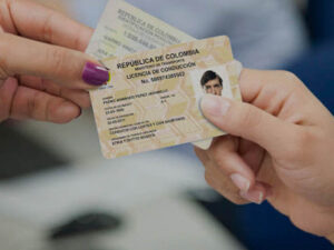Licencia de conducir Colombiana